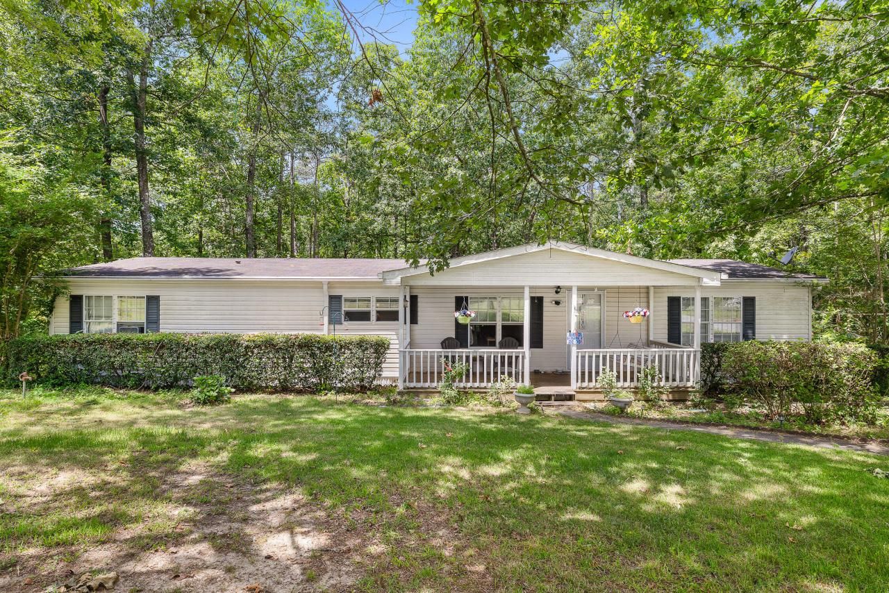 403 Lyman Daniel Road, Trenton, GA 30752 Main Photo