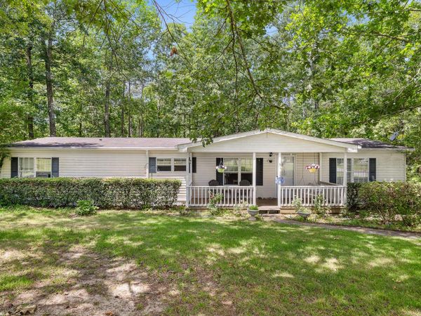 403 Lyman Daniel Road, Trenton, GA 30752