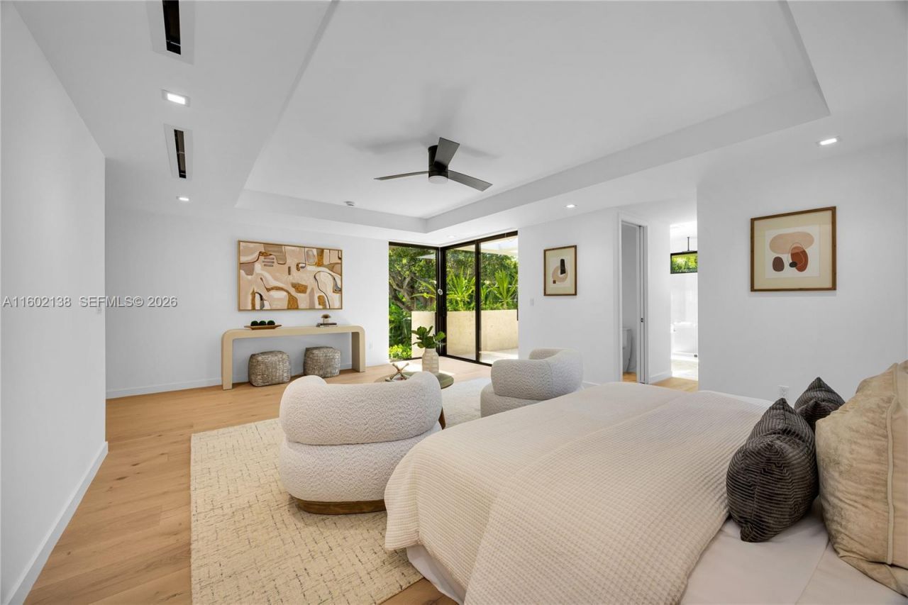 4090 Hardie Ave, Miami, FL 33133 Photo