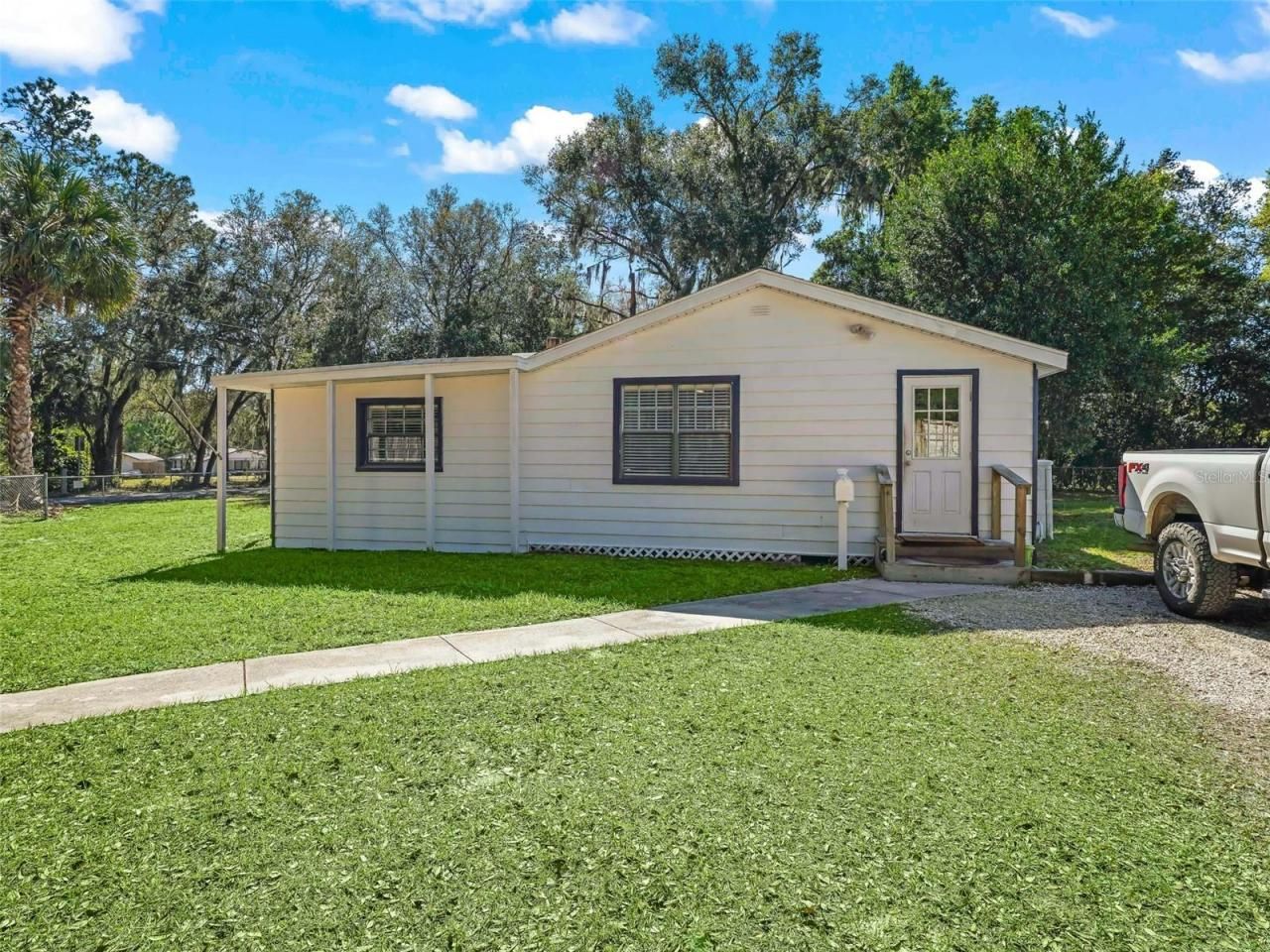 7592 Cr 225, Wildwood, FL 34785 Main Photo