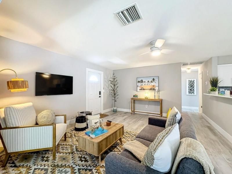 9 Knights Bridge Rd, Unit 30, Naples, FL 34112 Photo