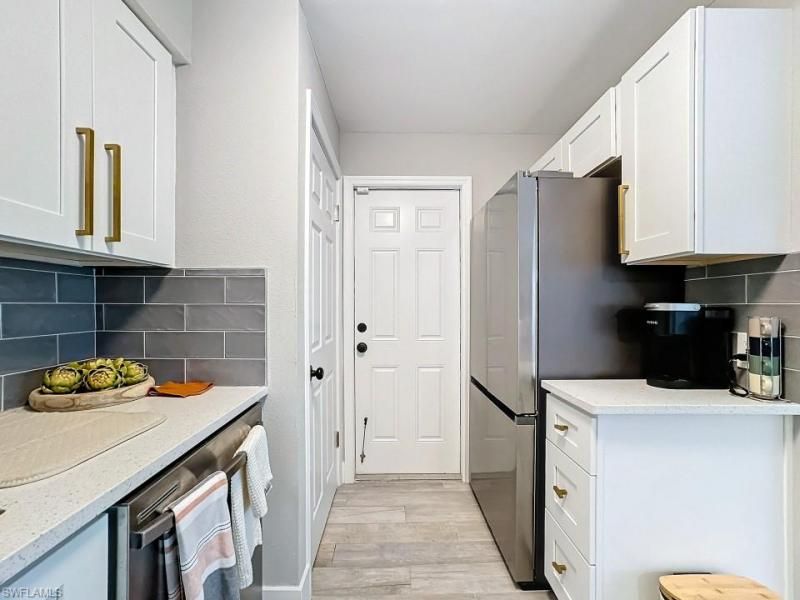 9 Knights Bridge Rd, Unit 30, Naples, FL 34112 Photo