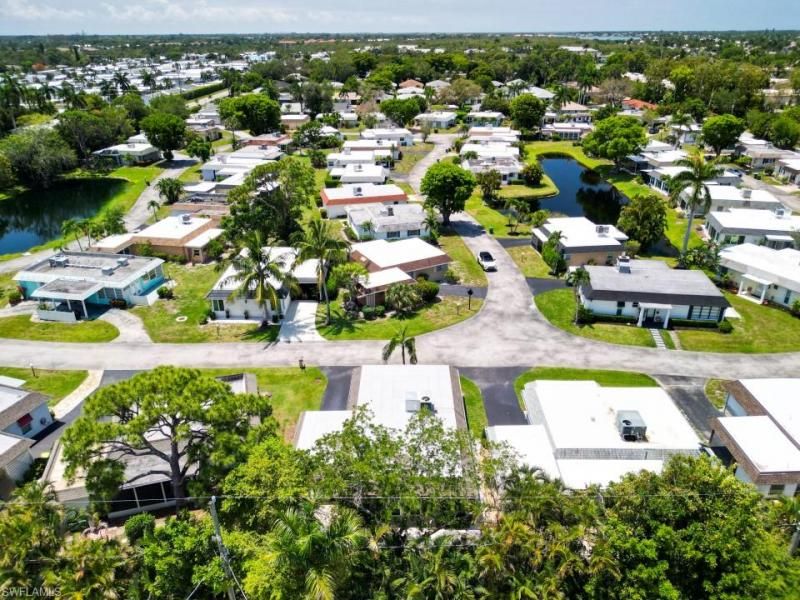 9 Knights Bridge Rd, Unit 30, Naples, FL 34112 Photo