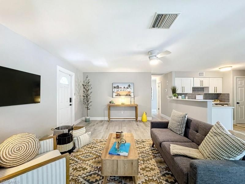 9 Knights Bridge Rd, Unit 30, Naples, FL 34112 Photo