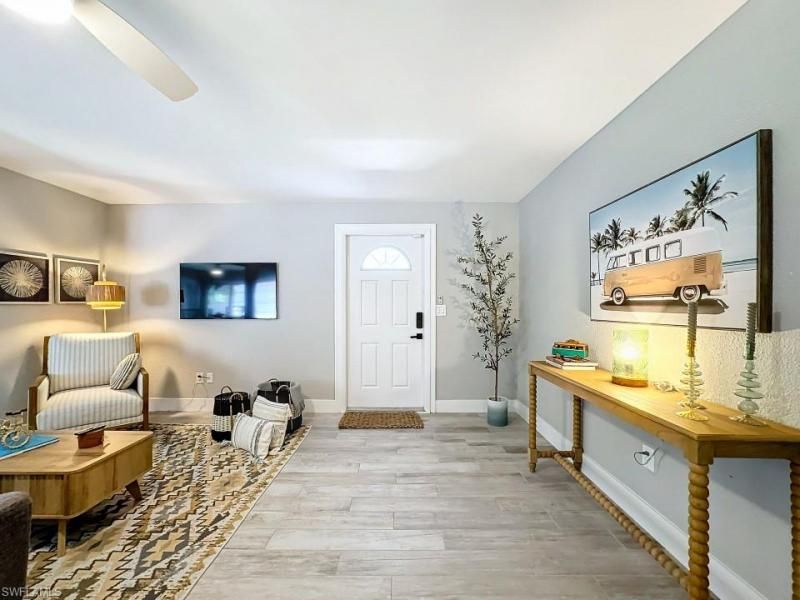 9 Knights Bridge Rd, Unit 30, Naples, FL 34112 Photo