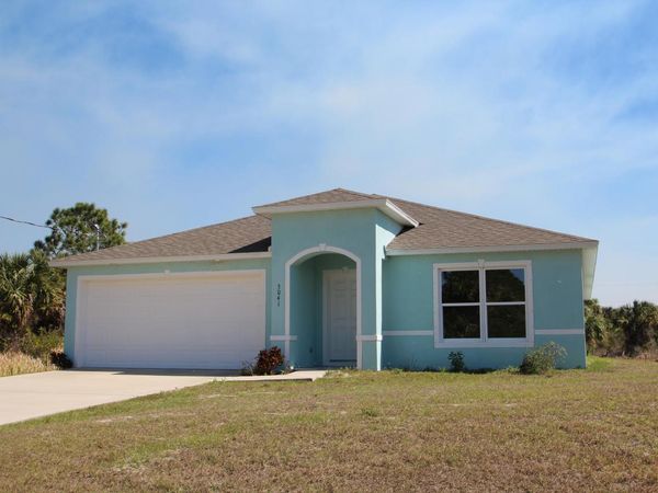 3041 Fitzpatrick Avenue SW, Palm Bay, FL 32908