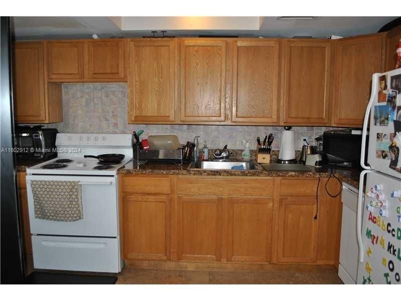 11855 NE 19th Dr, Unit 1, North Miami, FL 33181 Photo