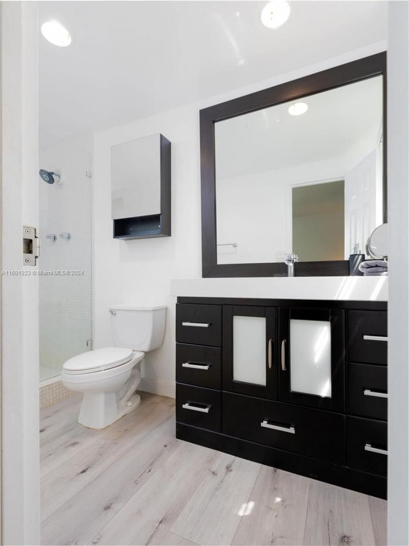 3901 S Ocean Dr, Unit 10P, Hollywood, FL 33019 Photo