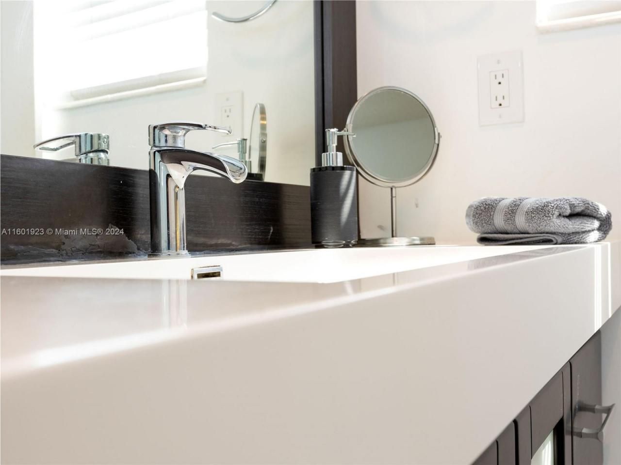 3901 S Ocean Dr, Unit 10P, Hollywood, FL 33019 Photo