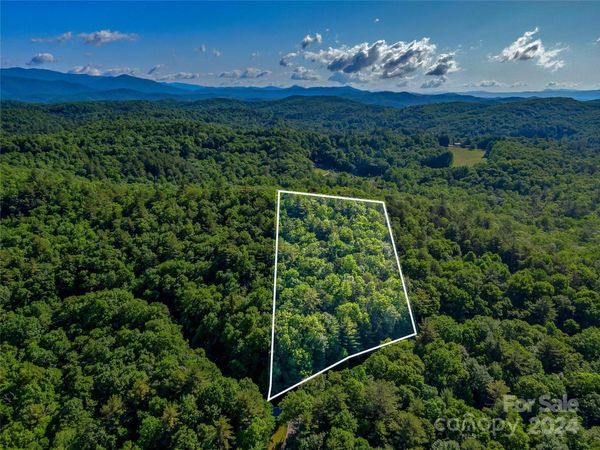 TBD (HM 103) Hawk Mountain Road, Lake Toxaway, NC 28747