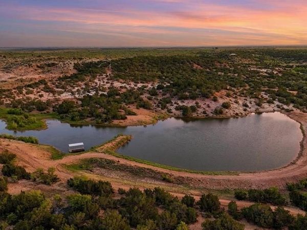 1089 Tennyson Road, Bronte, TX 76933