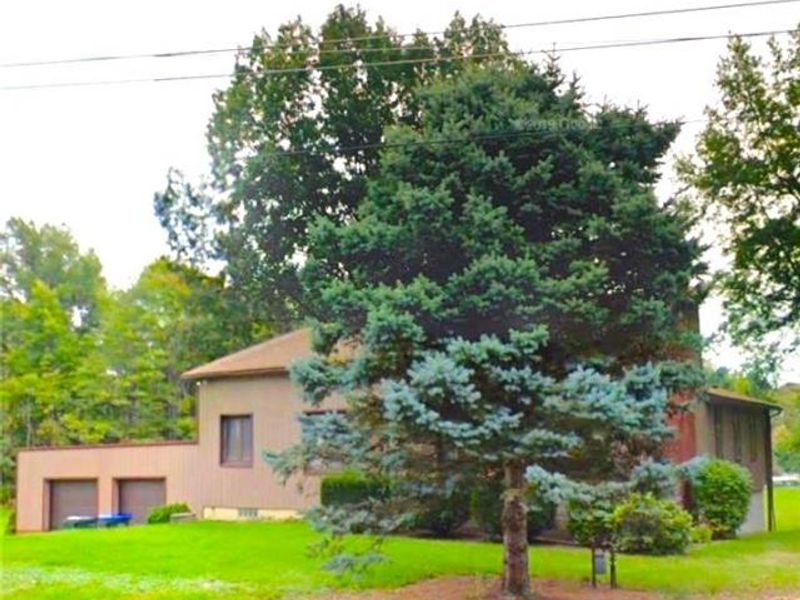 532 Portage Trail Extension W, Cuyahoga Falls, OH 44223 Photo 12