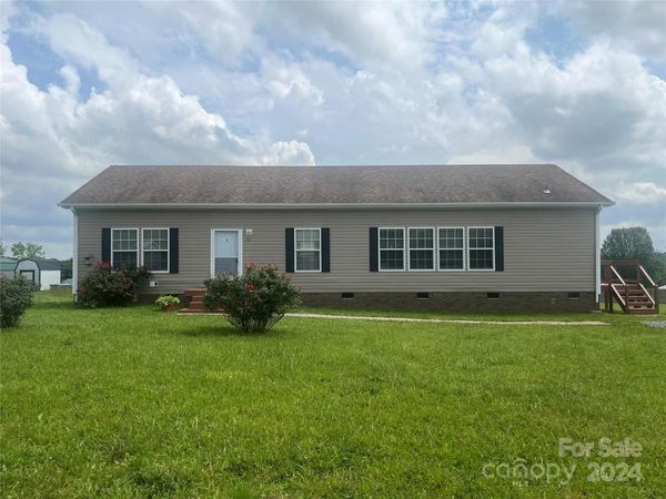 200 Olin Loop, Olin, NC 28660