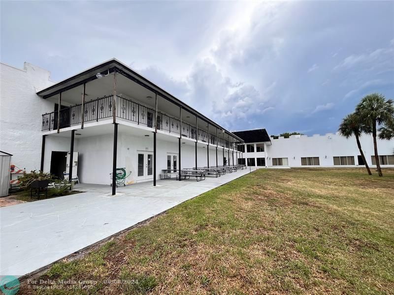4851 NW 21st Street, Unit 105, Lauderhill, FL 33313 Photo