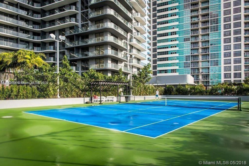 121 NE 34th St, Unit 2402, Miami, FL 33137 Photo