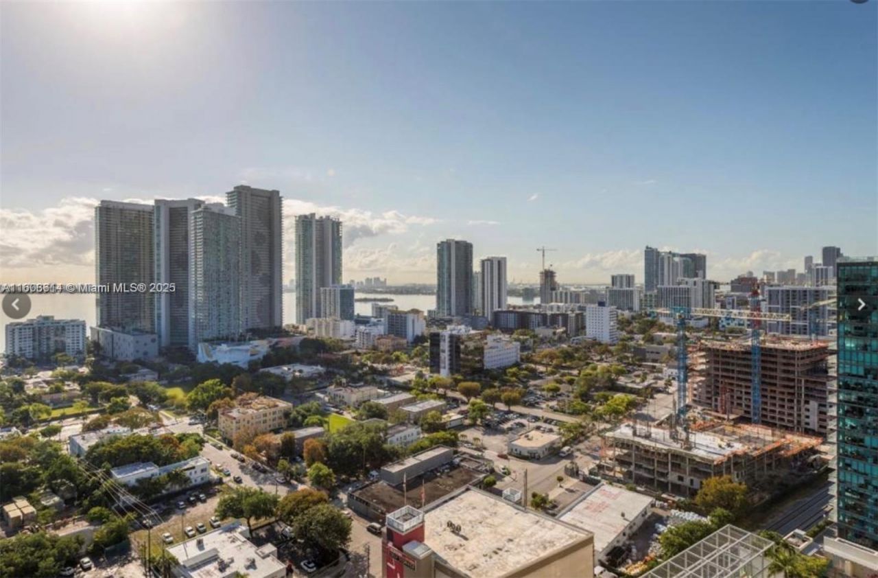 121 NE 34th St, Unit 2402, Miami, FL 33137 Photo