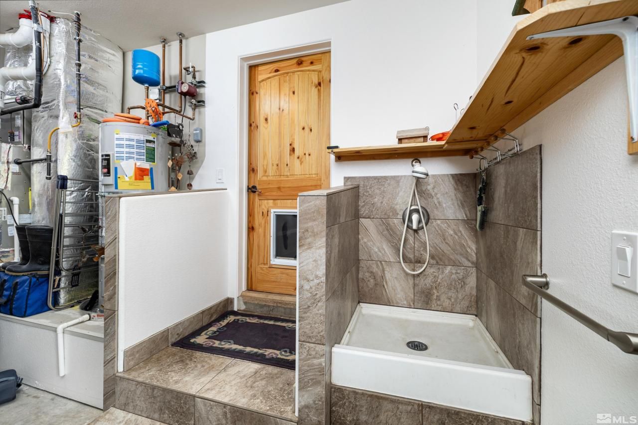 5745 Carl Drive, Reno, NV 89511 Photo