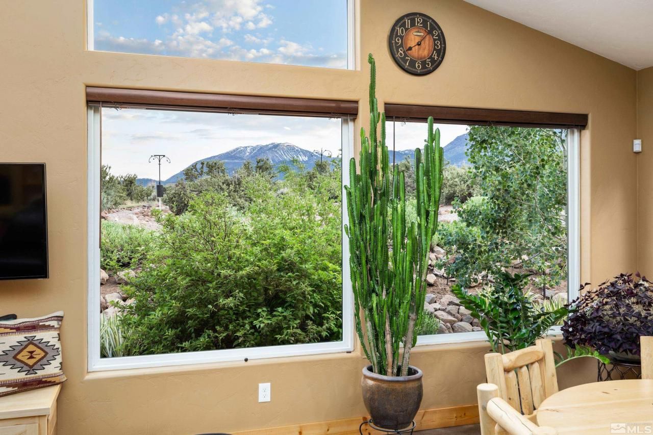 5745 Carl Drive, Reno, NV 89511 Photo