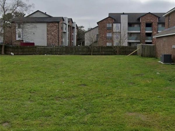 12320 CARMEL Place, New Orleans, LA 70128