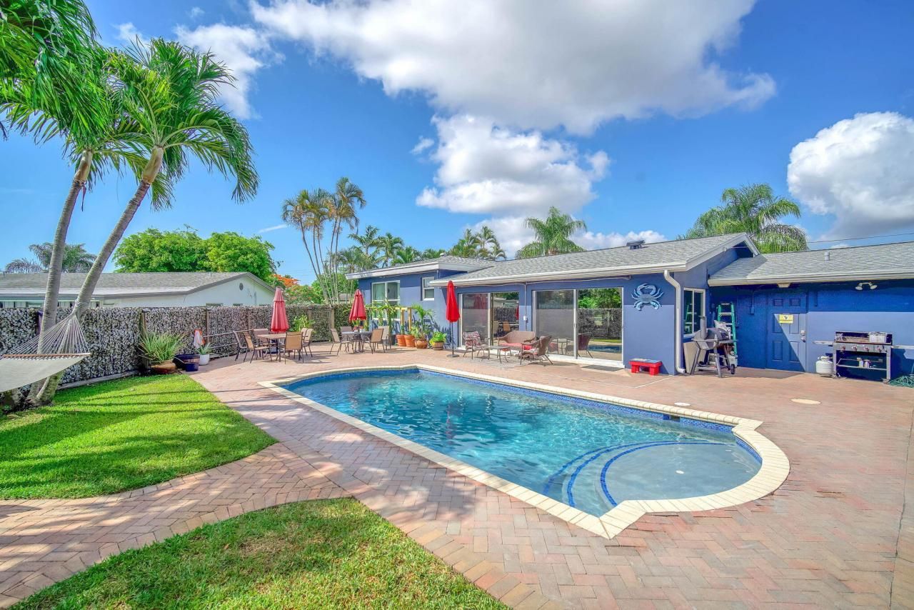 2108 Lake Bass Circle, Lake Worth, FL 33461 Photo