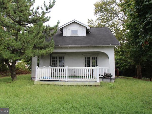 1820 ROUTE 130, BURLINGTON TOWNSHIP, NJ 08016