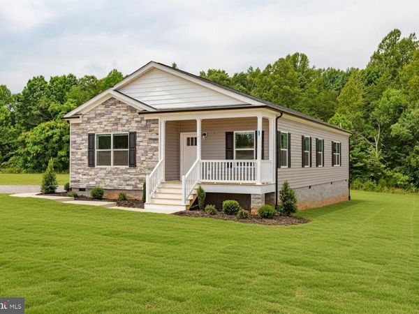 967 LEVI ROAD, GREEN BAY, VA 23942