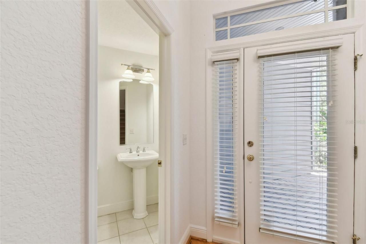 2848 Bayshore Trails Drive, Tampa, FL 33611 Photo