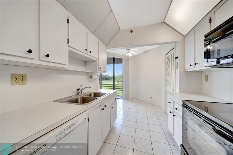 7200 Radice Court, Unit 208, Lauderhill, FL 33319 Photo