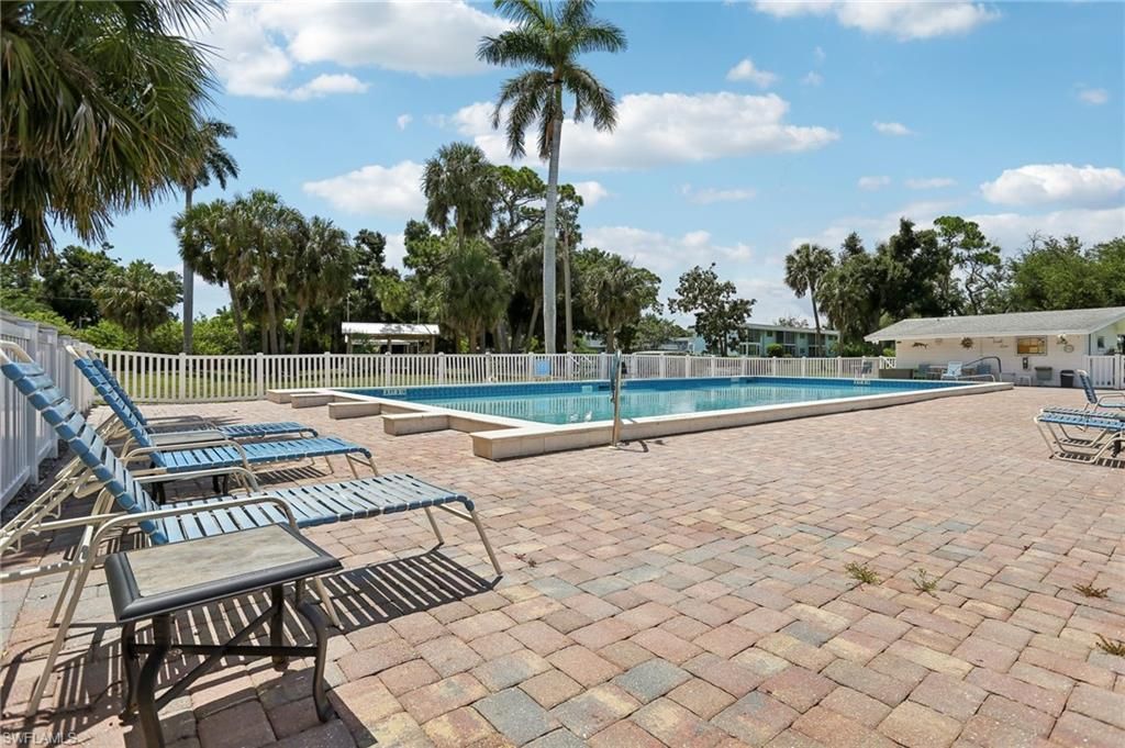 1512 Tropic Ter, North Fort Myers, FL 33903 Photo