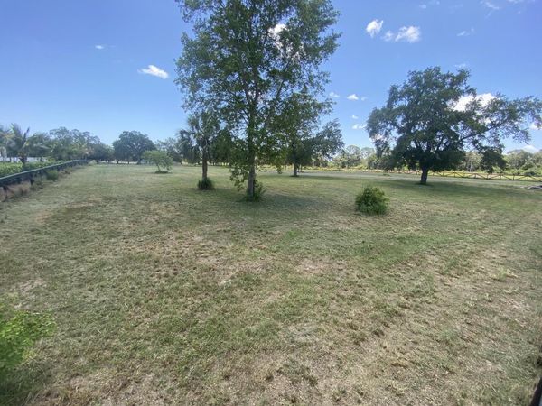 2098 Johnston Road, Fort Pierce, FL 34951