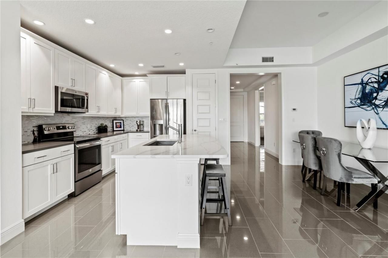 10520 Boardwalk Loop, Unit 302, Bradenton, FL 34202 Photo