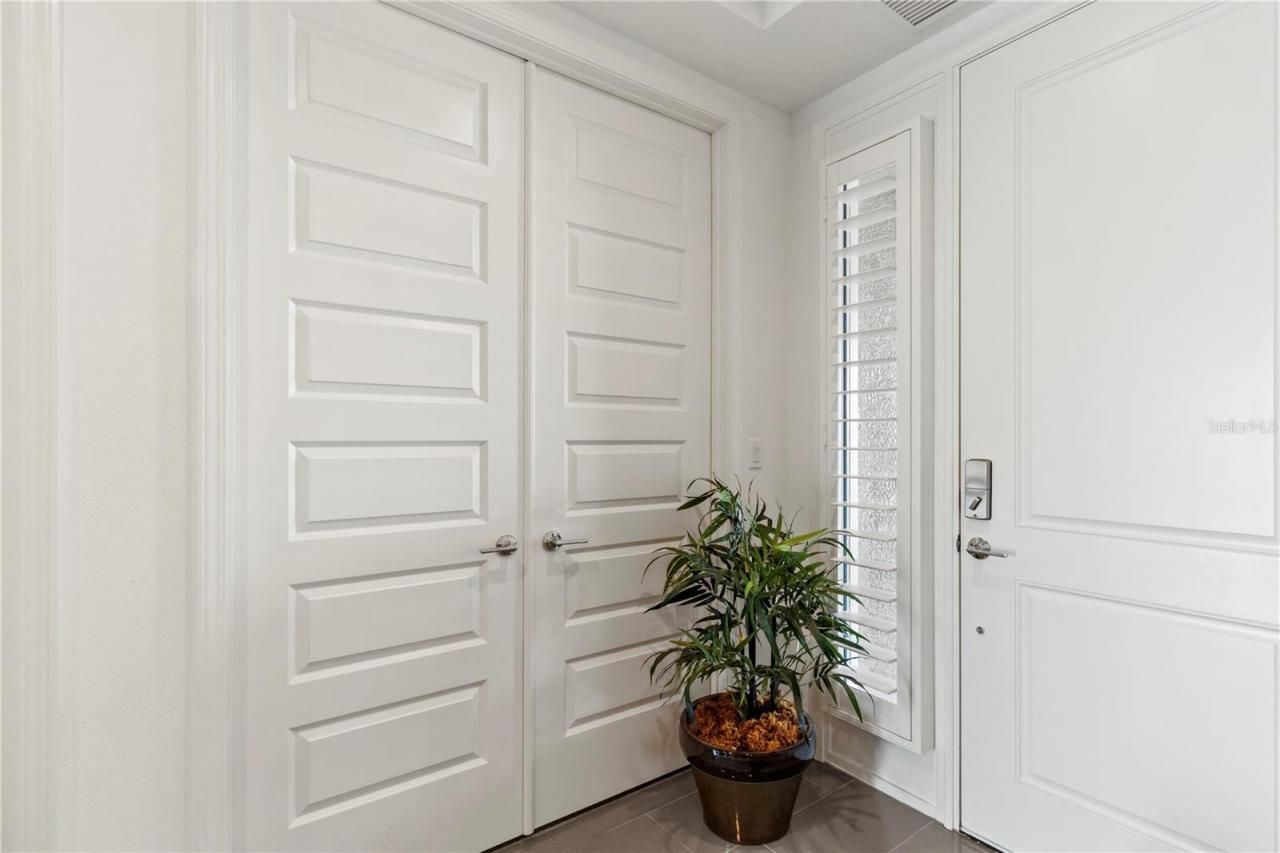 10520 Boardwalk Loop, Unit 302, Bradenton, FL 34202 Photo