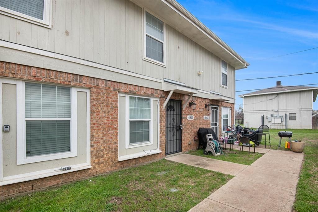 4936 Flamingo Road, Fort Worth, TX 76119 Main Photo