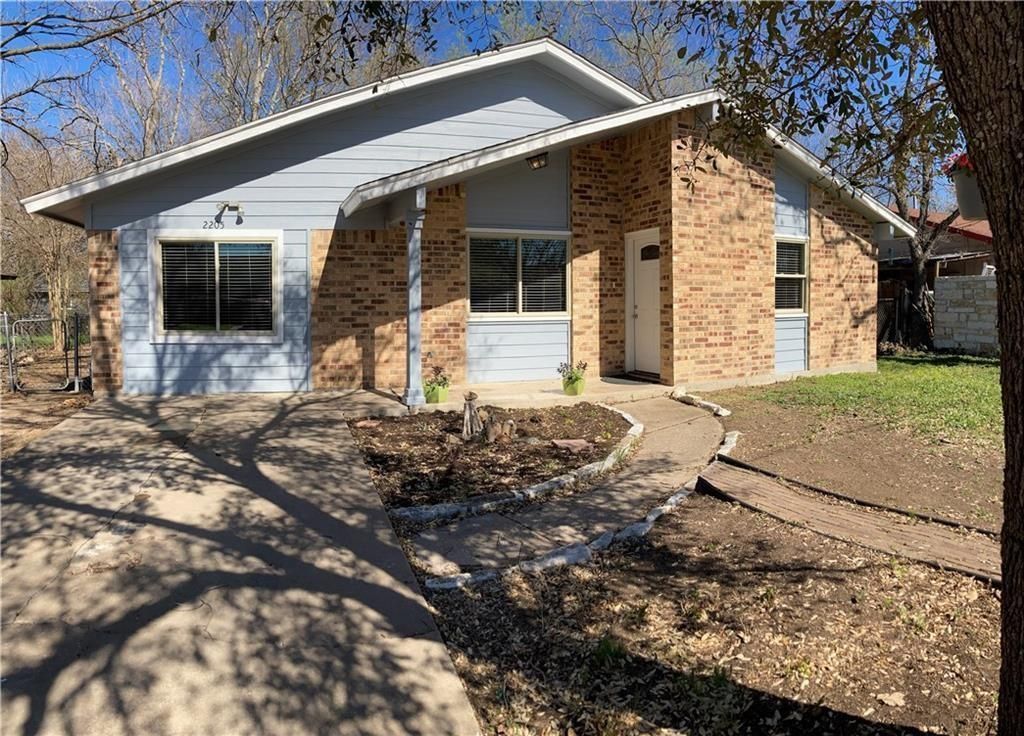 2205 Winchester Dr, Georgetown, TX 78626 Main Photo