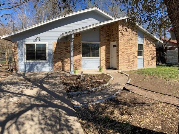 2205 Winchester DR, Georgetown, TX 78626