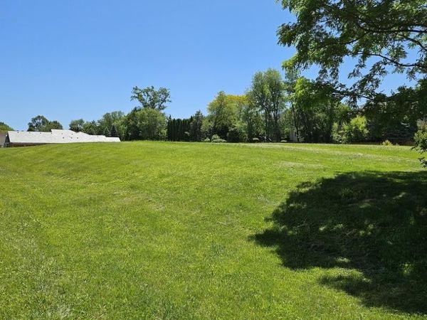 5804 Terra Cotta Road, Crystal Lake, IL 60014