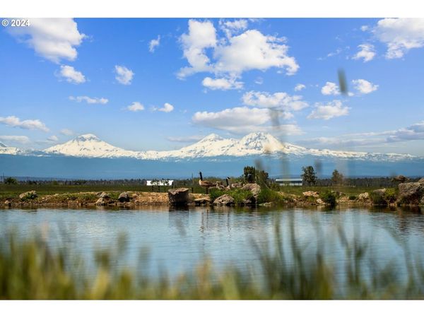 13501 SW RIGGS RD, Powell Butte, OR 97753