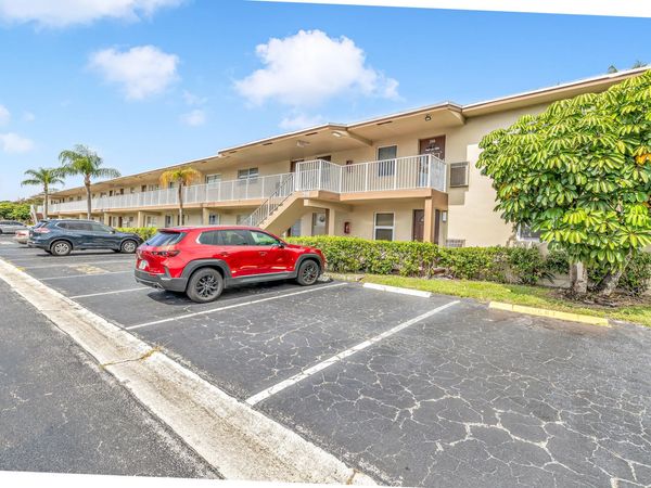 601 NW 76th Terrace, Unit 206, Margate, FL 33063