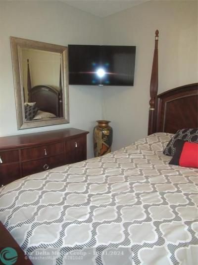 601 NW 76th Terrace, Unit 206, Margate, FL 33063 Photo