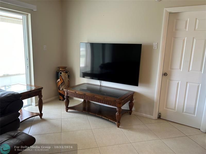 601 NW 76th Terrace, Unit 206, Margate, FL 33063 Photo