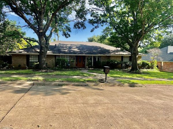 141 Palmer Circle, Lancaster, TX 75146
