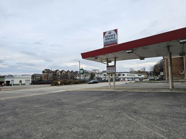 201 S 2nd Street, St. Charles, IL 60174