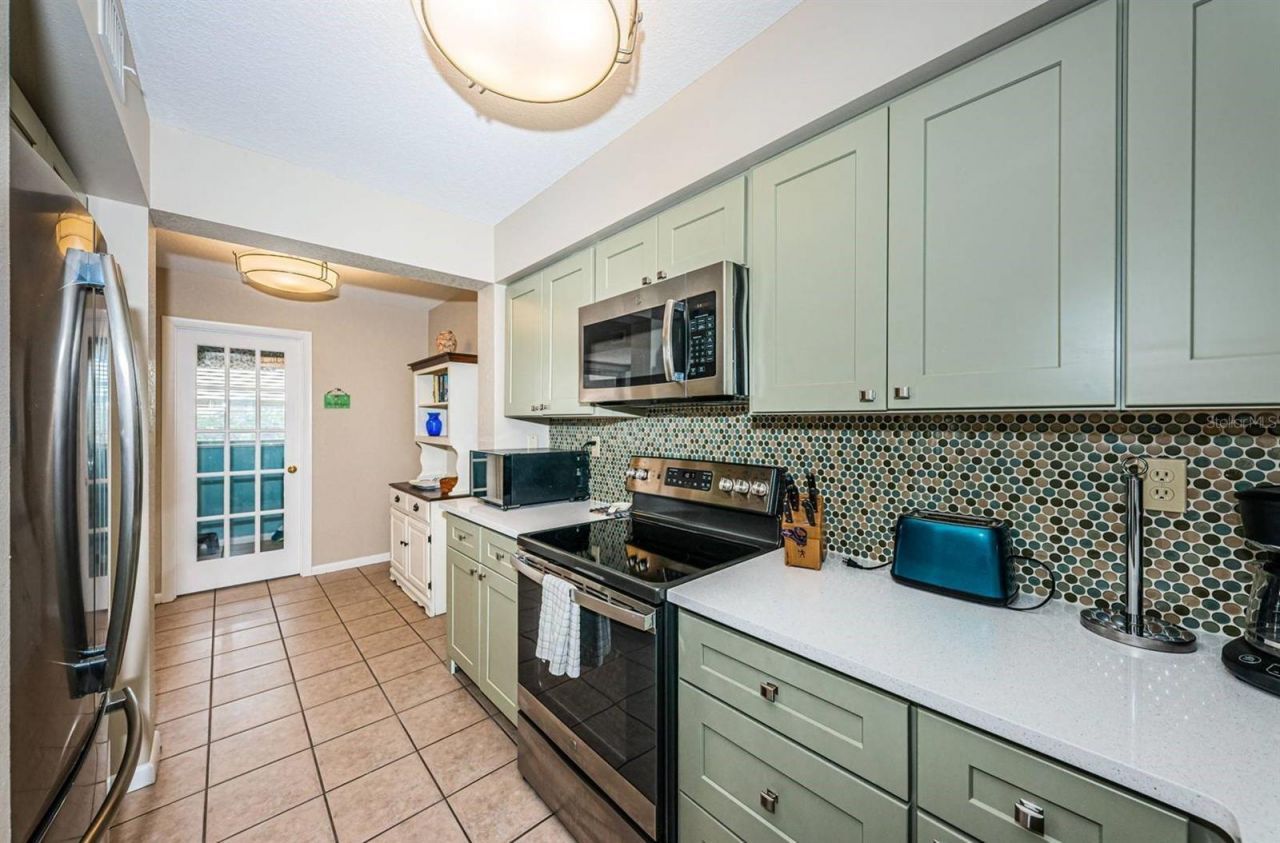 5901 Bahia Del Mar Circle, Unit 518, Saint Petersburg, FL 33715 Photo