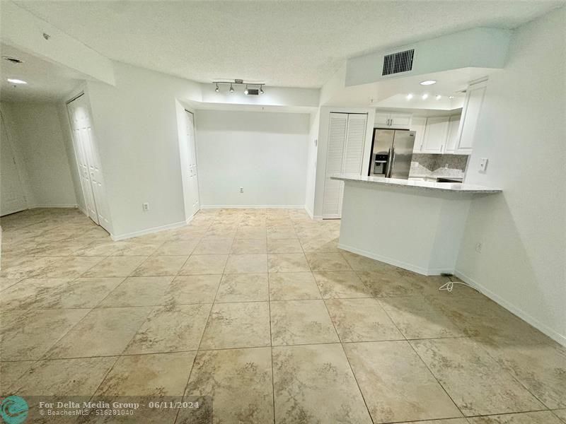 2005 SE 10th Avenue, Unit 416, Fort Lauderdale, FL 33316 Photo