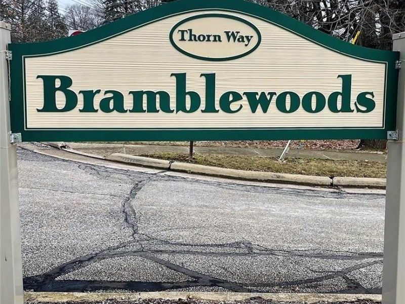 680 Thorn Way, Doylestown, OH 44230 Photo 2