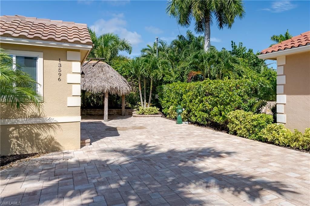 13596 Snook Cir, Naples, FL 34114 Photo