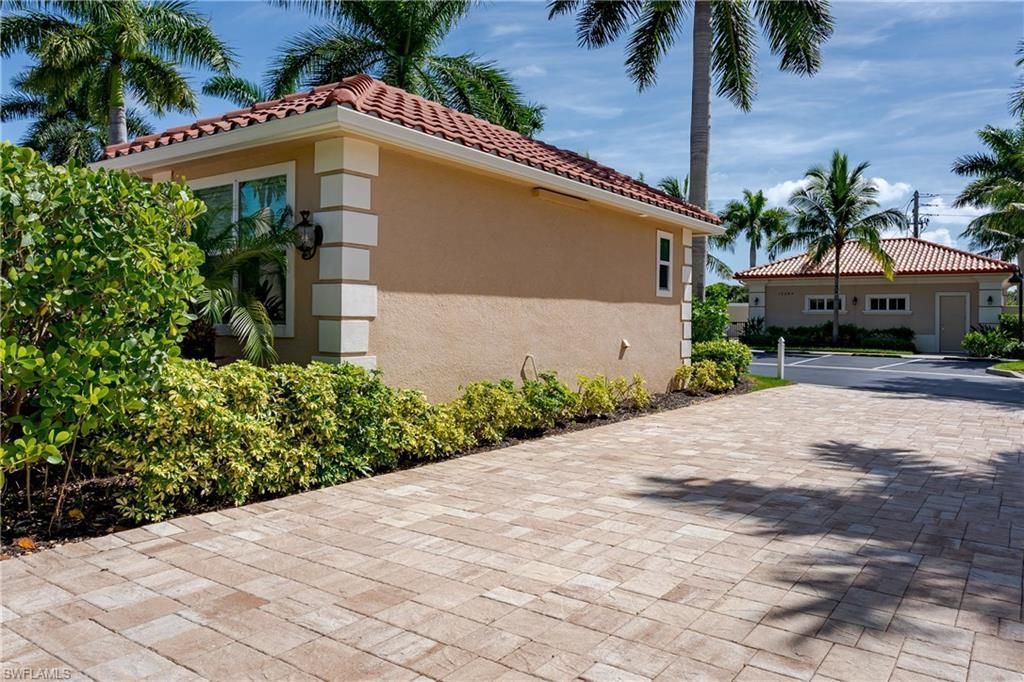 13596 Snook Cir, Naples, FL 34114 Photo