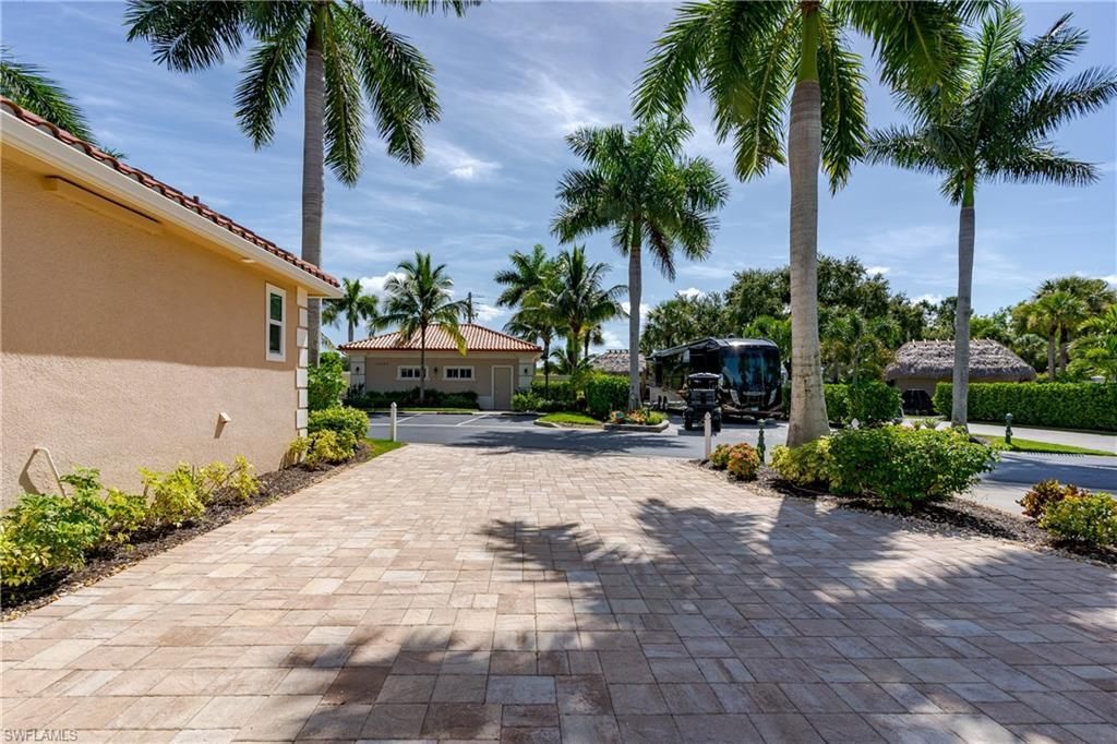 13596 Snook Cir, Naples, FL 34114 Photo