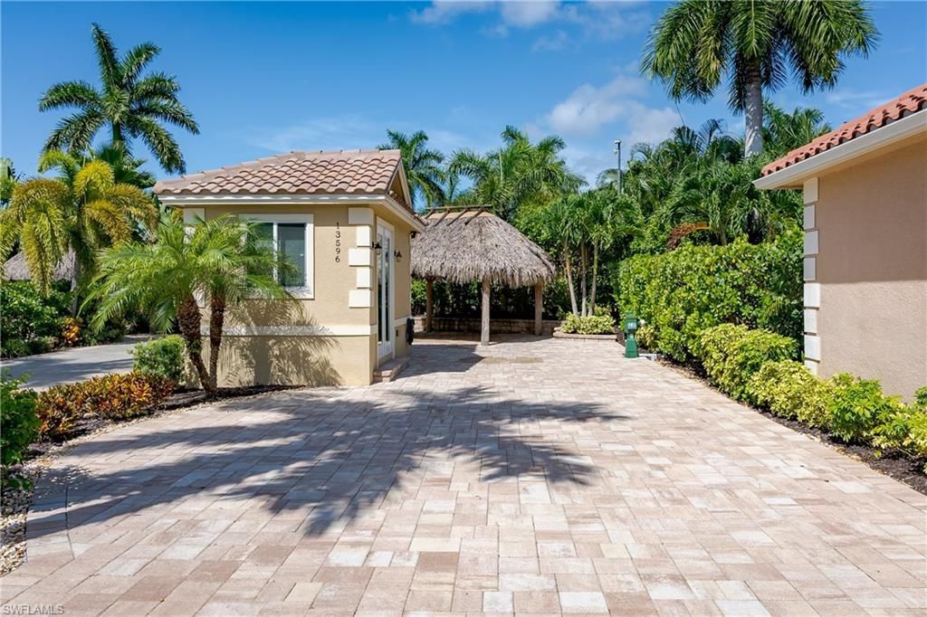 13596 Snook Cir, Naples, FL 34114 Photo