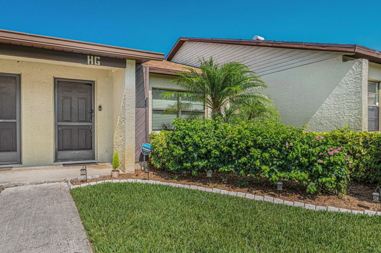 6018 Indrio Road, Unit 6, Fort Pierce, FL 34951 Photo